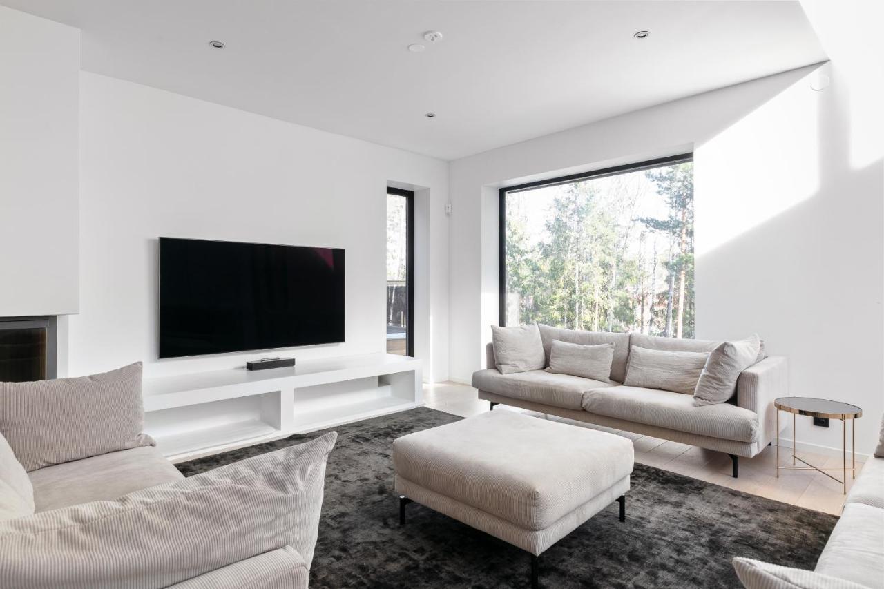 Stylish And Spacious Family Home Stockholm Exterior photo