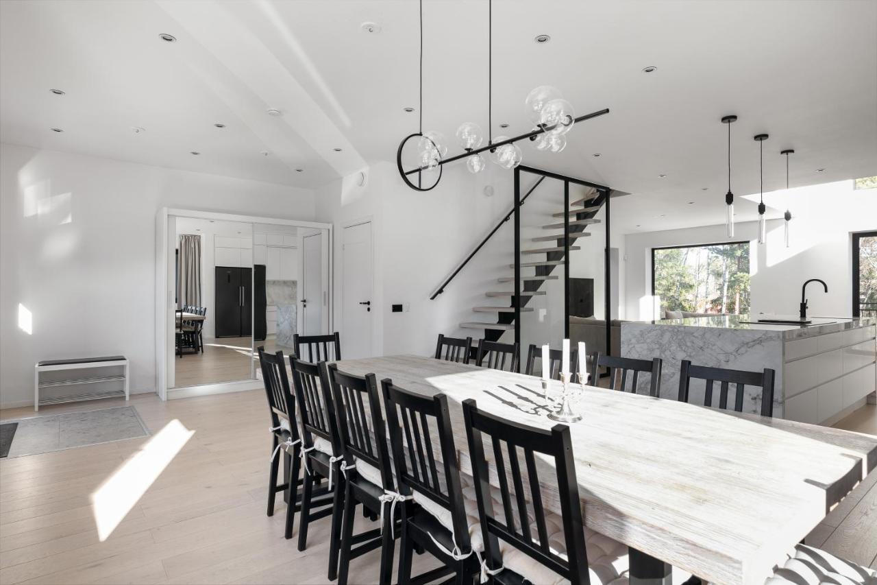 Stylish And Spacious Family Home Stockholm Exterior photo