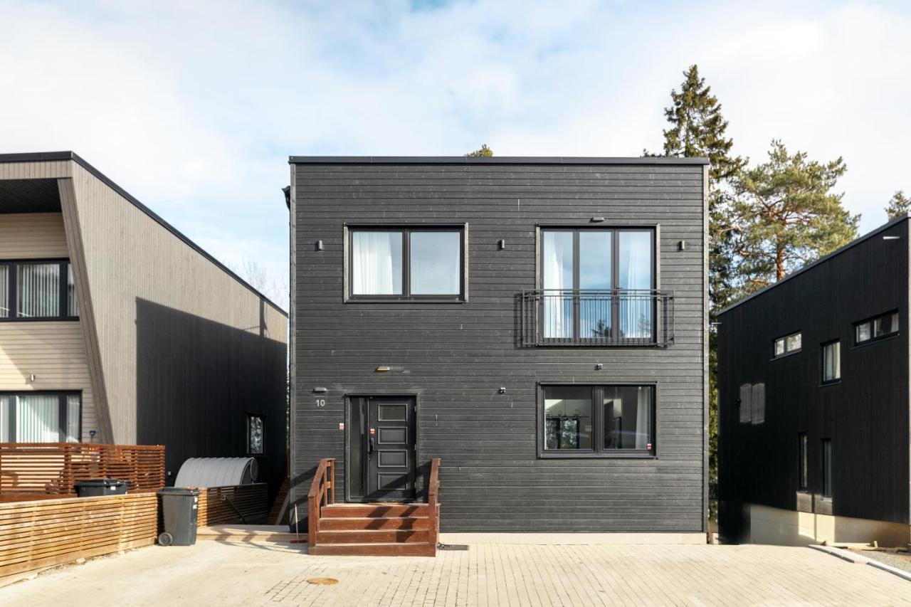 Stylish And Spacious Family Home Stockholm Exterior photo